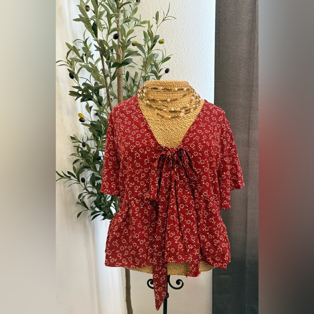 SHEIN Red Flutter Sleeve Tie Front Blouse